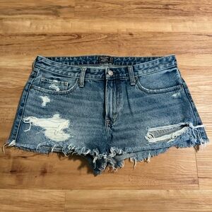 Abercrombie Low Rise Denim Shorts size 30/10